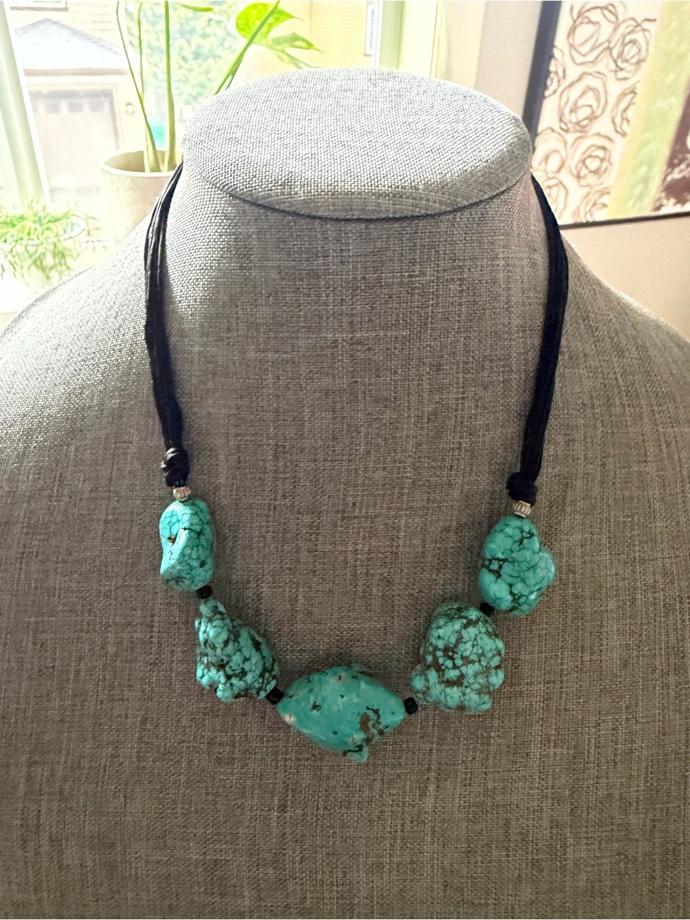 Turquoise Stone Strand Necklace - Black Cord